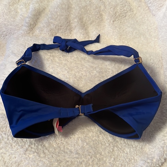 Victoria’s Secret Bikini Top - Picture 3 of 4